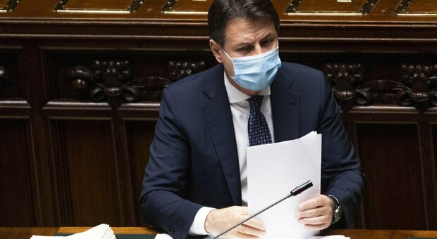 Covid-19, Conte: “Paese diviso in 3 aree con misure differenziate a seconda degli scenari di rischio”