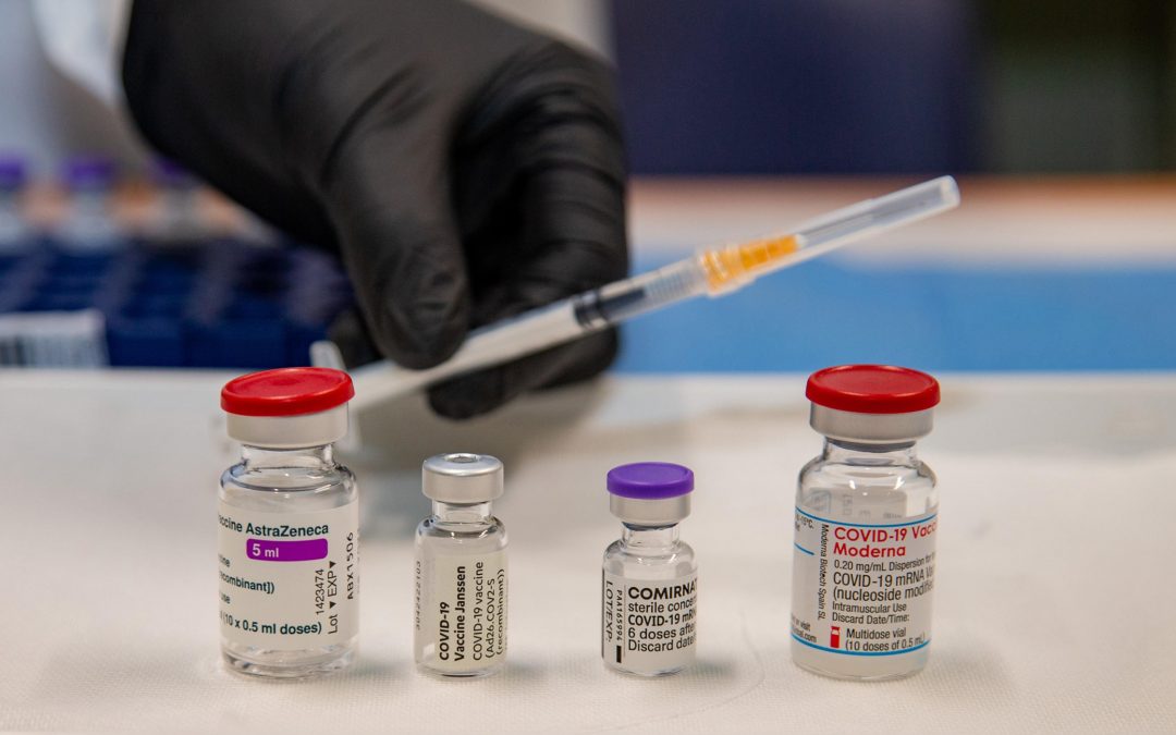 Aifa, via libera alla terza dose del vaccino Covid