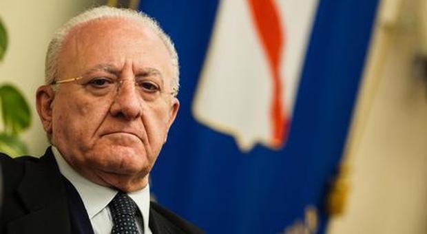 “Aboliamo il numero chiuso a Medicina”, De Luca spinge